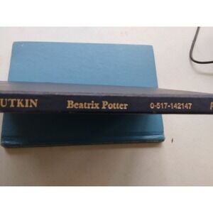 VINTAGE HARDBACK the tale of squirrel nutkin 0 517 142147 AVENEL 1988